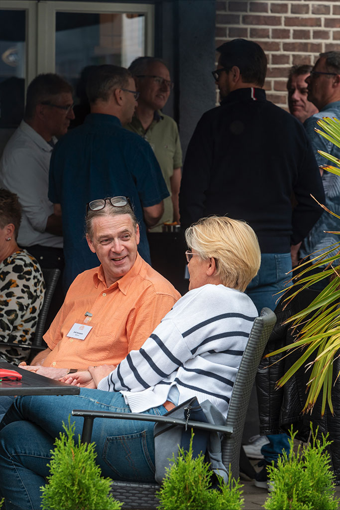 Leren – inspireren – netwerken – realiseren Leren - inspireren - netwerken - realiseren